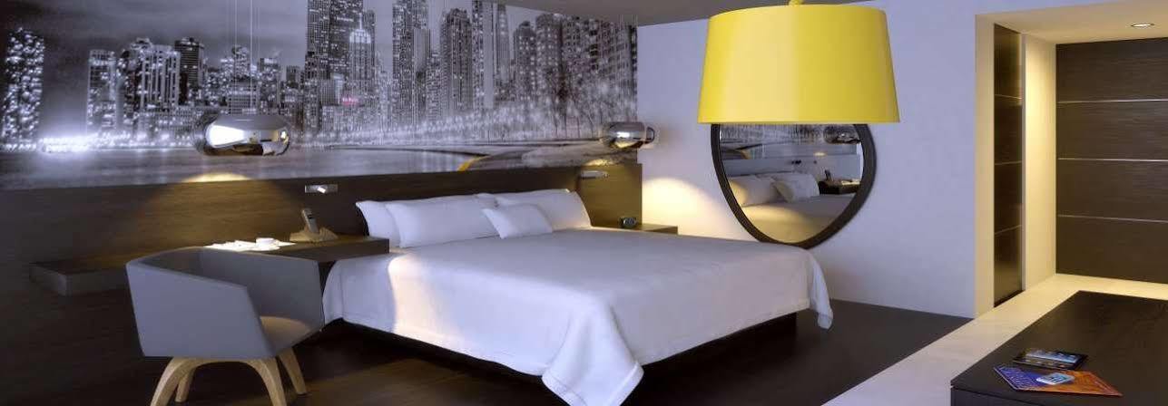 Hotel Krystal Urban Guadalajara Esterno foto